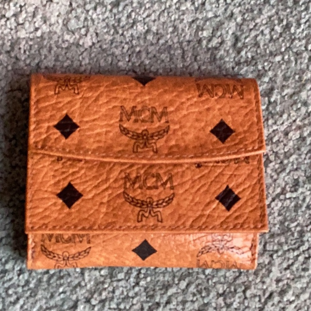 MCM Short Wallet Cognac